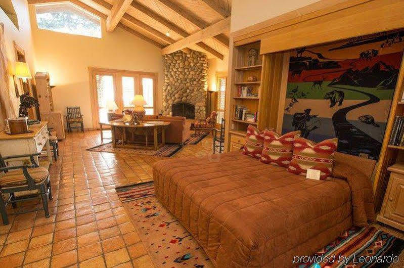 Alisal Guest Ranch & Resort โซลแวง ภายนอก รูปภาพ